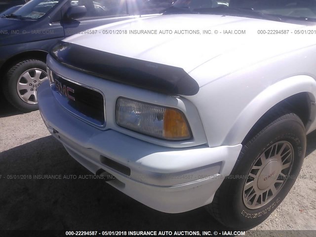 1GKDT13W2T2503895 - 1996 GMC JIMMY WHITE photo 6