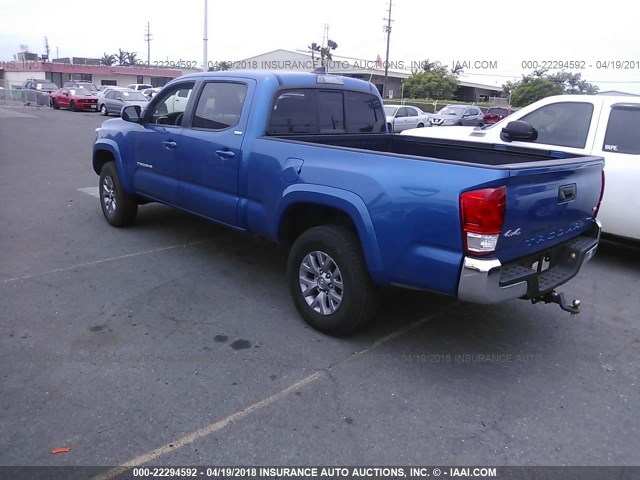 3TMDZ5BN4GM011717 - 2016 TOYOTA TACOMA DBL CAB/SR5/TRD SPORT/OR BLUE photo 3