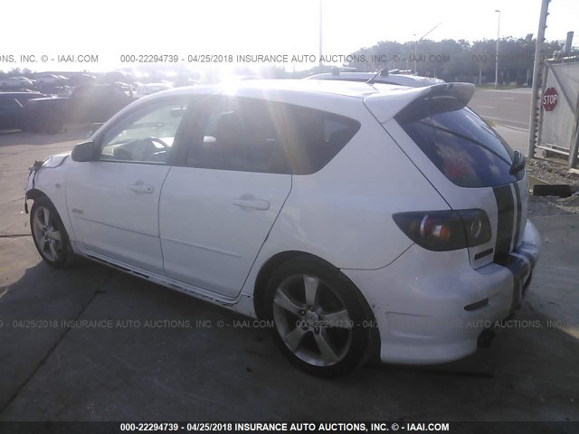 JM1BK143051315931 - 2005 MAZDA 3 HATCHBACK WHITE photo 3