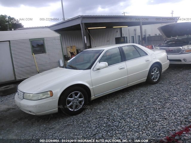 1G6KY5493XU916846 - 1999 CADILLAC SEVILLE STS WHITE photo 2