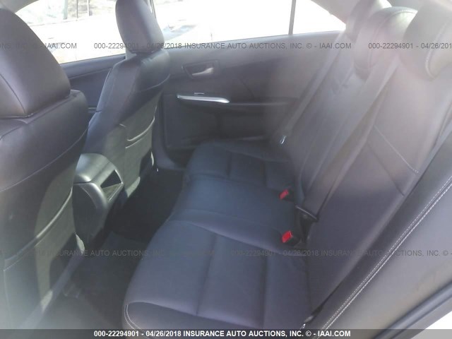 4T1BF1FK6EU428771 - 2014 TOYOTA CAMRY L/SE/LE/XLE 银色 照片 8