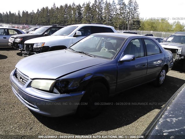 JT2BG22KXY0458888 - 2000 TOYOTA CAMRY CE/LE/XLE 蓝色 照片 2
