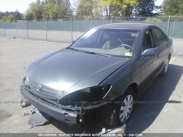 JTDBE32K230141361 - 2003 TOYOTA CAMRY LE/XLE GREEN photo 2