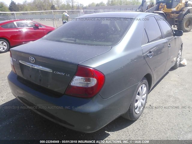 JTDBE32K230141361 - 2003 TOYOTA CAMRY LE/XLE GREEN photo 4