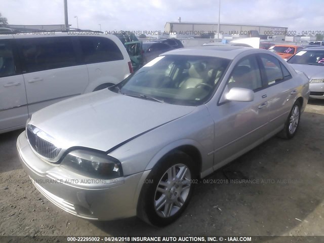 1LNHM87A14Y657932 - 2004 LINCOLN LS Gümüş foto 2