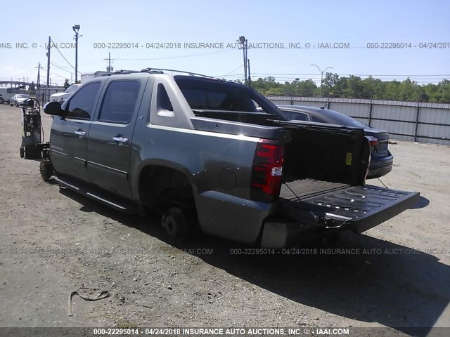 3GNMCFE03BG263903 - 2011 CHEVROLET AVALANCHE LT GRAY photo 3