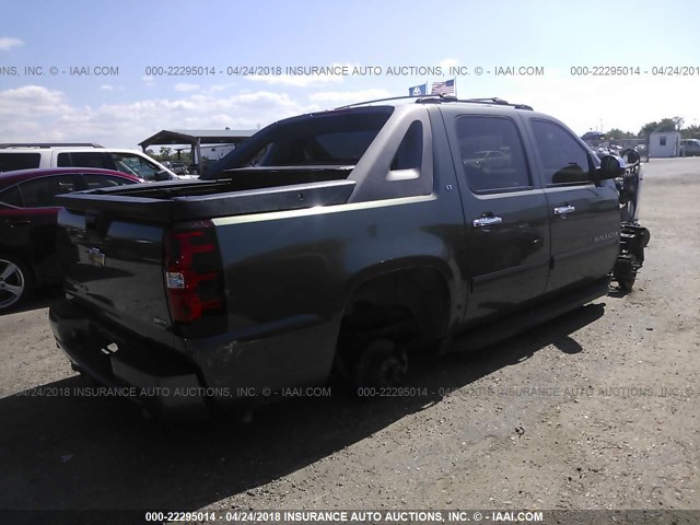 3GNMCFE03BG263903 - 2011 CHEVROLET AVALANCHE LT GRAY photo 4