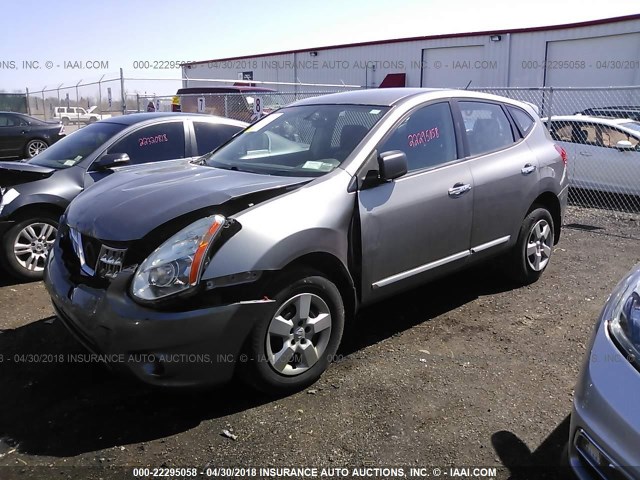 JN8AS5MV5CW700992 - 2012 NISSAN ROGUE S/SV GRAY photo 2