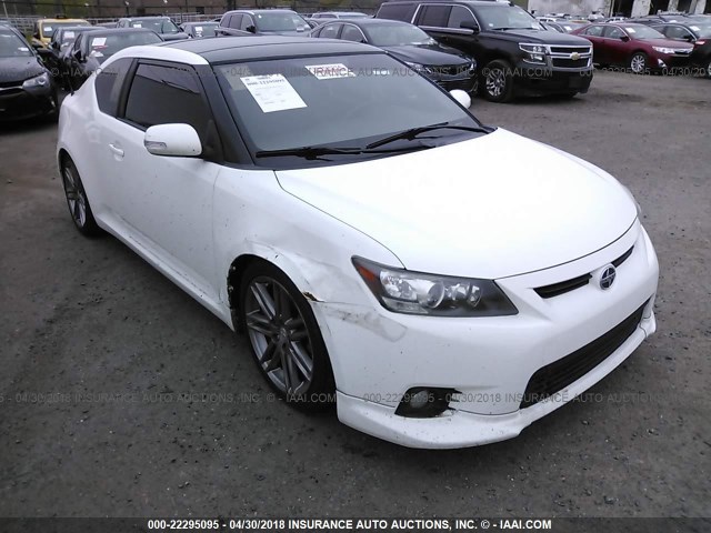 JTKJF5C77C3036174 - 2012 TOYOTA SCION TC WHITE photo 1