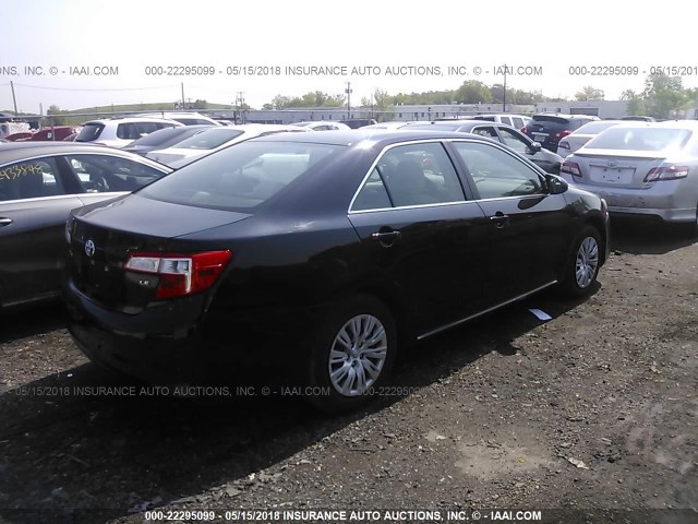 4T1BF1FK1DU208436 - 2013 TOYOTA CAMRY L/SE/LE/XLE 黑色 照片 4