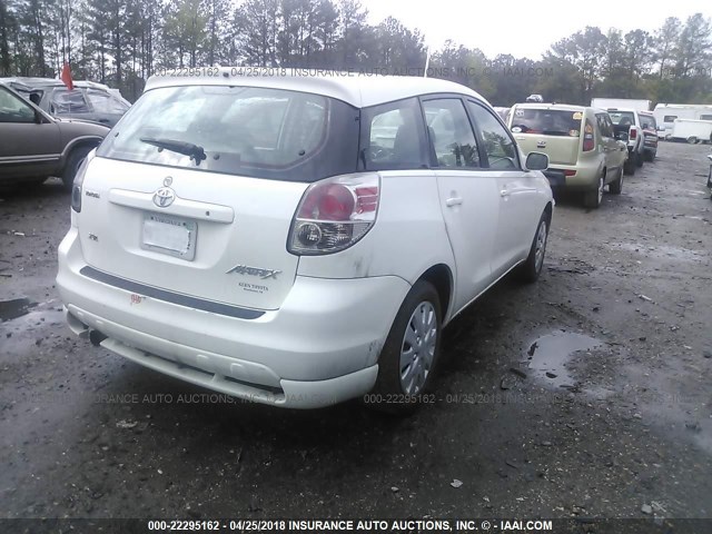 2T1KR32E25C348906 - 2005 TOYOTA COROLLA MATRIX XR WHITE photo 4