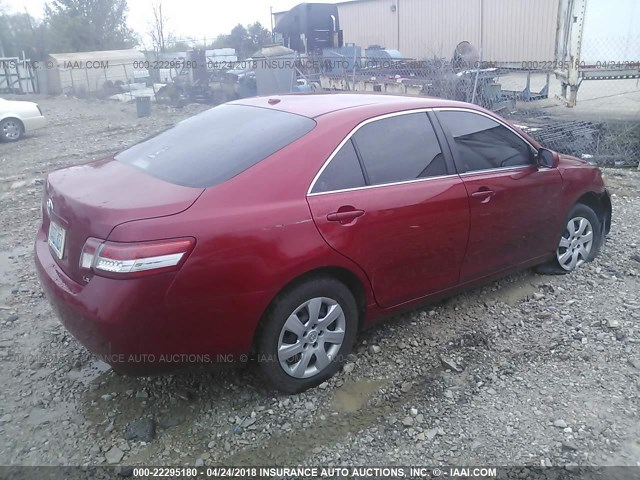 4T4BF3EKXAR001915 - 2010 TOYOTA CAMRY SE/LE/XLE RED photo 4
