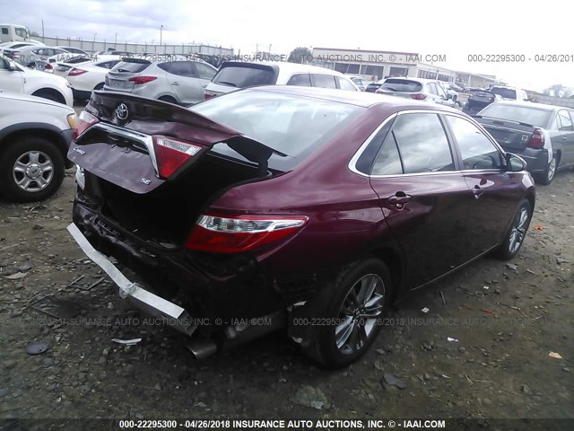 4T1BF1FK8FU916024 - 2015 TOYOTA CAMRY LE/XLE/SE/XSE RED photo 4