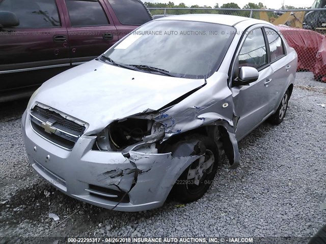 KL1TD56617B165085 - 2007 CHEVROLET AVEO LS SILVER photo 2