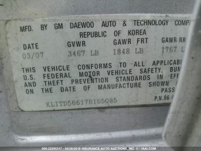 KL1TD56617B165085 - 2007 CHEVROLET AVEO LS SILVER photo 9