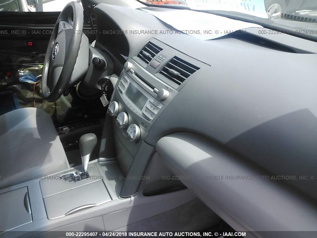 JTNBF3EK2A3000919 - 2010 TOYOTA CAMRY SE/LE/XLE GREEN photo 5