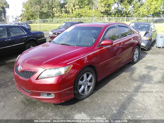 4T1BK46K88U062698 - 2008 TOYOTA CAMRY LE/XLE/SE წითელი ფოტო 2