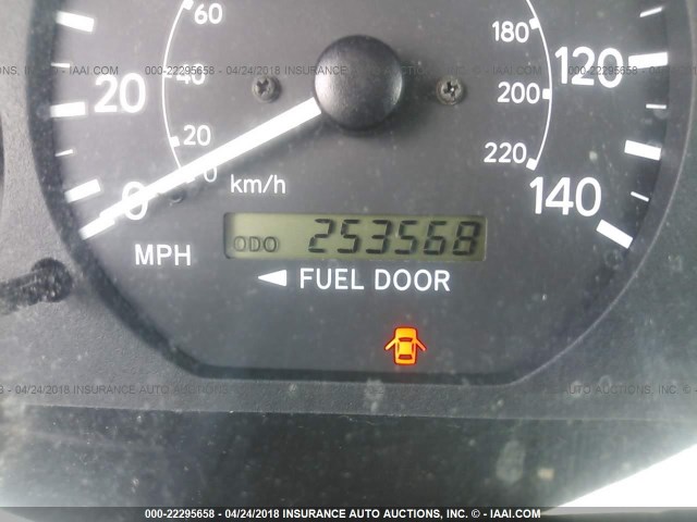 JT2BG22K1Y0469102 - 2000 TOYOTA CAMRY CE/LE/XLE 银色 照片 7