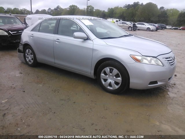 4T1BE46K67U518123 - 2007 TOYOTA CAMRY NEW GENERAT CE/LE/XLE/SE SILVER photo 1