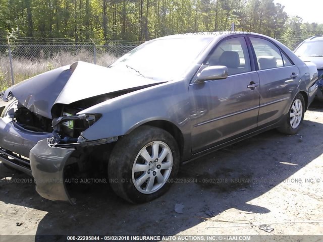 4T1BF30K52U531289 - 2002 TOYOTA CAMRY LE/XLE/SE 灰色 照片 2