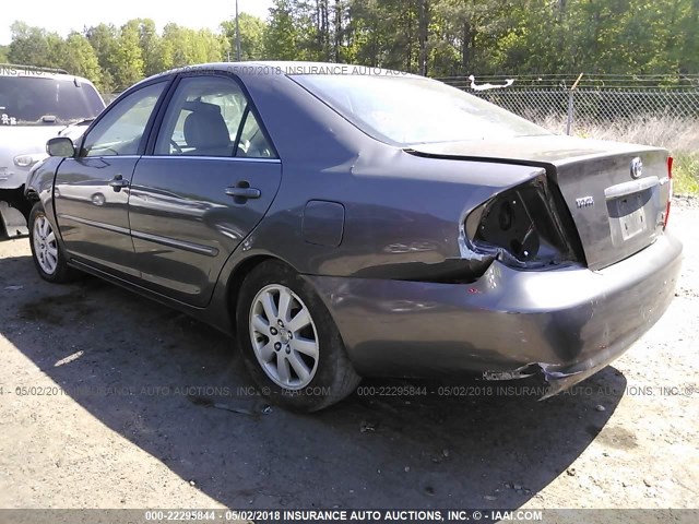 4T1BF30K52U531289 - 2002 TOYOTA CAMRY LE/XLE/SE 灰色 照片 3