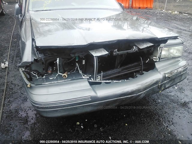 1LNLM81W4VY662526 - 1997 LINCOLN TOWN CAR EXECUTIVE Türkis Foto 6