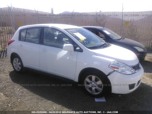 3N1BC1CP3CK294590 - 2012 NISSAN VERSA S/SL WHITE photo 1