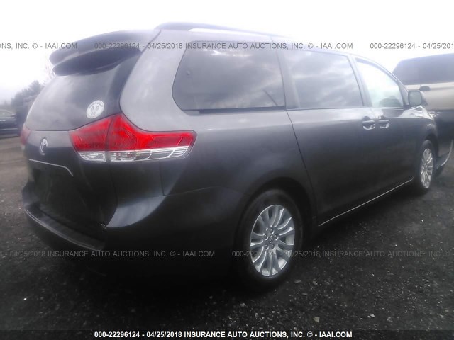 5TDYK3DC7CS232468 - 2012 TOYOTA SIENNA XLE/LIMITED GRAY photo 4