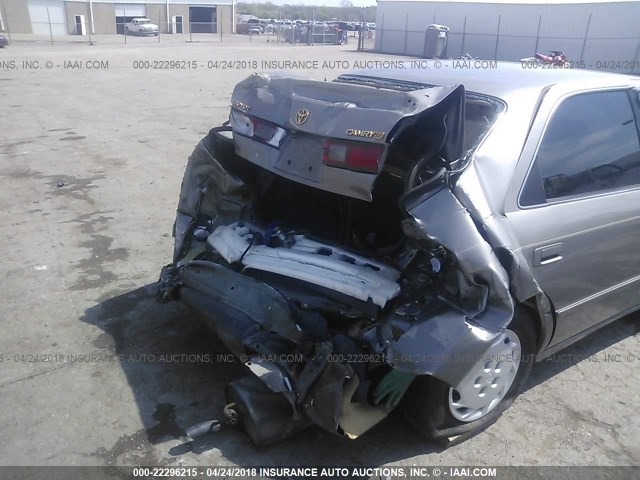 4T1BG22K5VU173796 - 1997 TOYOTA CAMRY CE/LE/XLE 灰色 照片 6