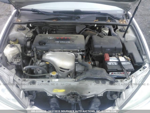 4T1BE32K45U564398 - 2005 TOYOTA CAMRY LE/XLE/SE ვერცხლისფერი ფოტო 10