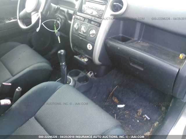 JTLKT334064078915 - 2006 TOYOTA SCION XB ვერცხლისფერი ფოტო 5