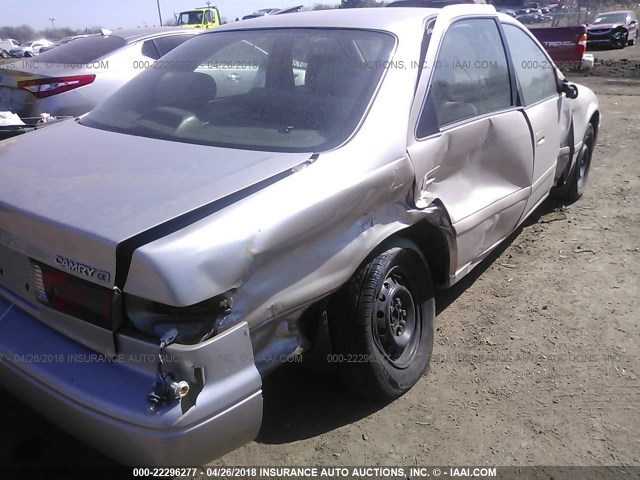 4T1BG22K9YU736434 - 2000 TOYOTA CAMRY CE/LE/XLE 棕色 照片 6