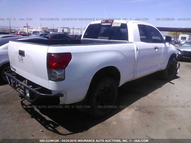 5TFRV54167X017461 - 2007 TOYOTA TUNDRA DOUBLE CAB SR5 WHITE photo 4