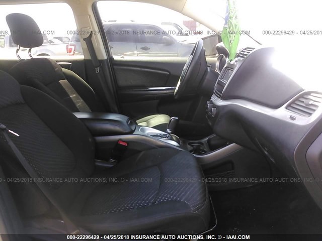 3D4PG4FB3BT564552 - 2011 DODGE JOURNEY EXPRESS SILVER photo 5