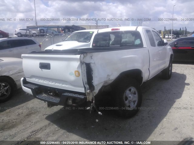 5TFSX5ENXHX047433 - 2017 TOYOTA TACOMA ACCESS CAB/SR/SR5 თეთრი ფოტო 4