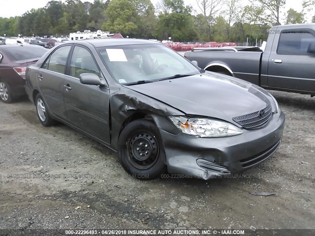 4T1BE32K74U831998 - 2004 TOYOTA CAMRY LE/XLE/SE ნაცრისფერი ფოტო 1
