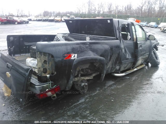 1GCEK19JX7E510869 - 2007 CHEVROLET SILVERADO K1500 BLACK photo 4