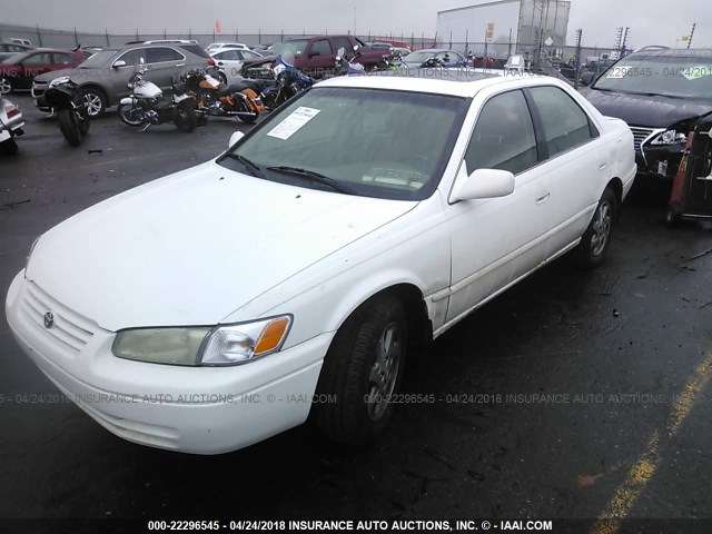 4T1BF22K8VU015245 - 1997 TOYOTA CAMRY CE/LE/XLE WHITE photo 6