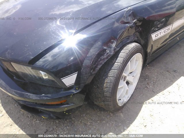 1ZVFT82H975342723 - 2007 FORD MUSTANG GT BLACK photo 6