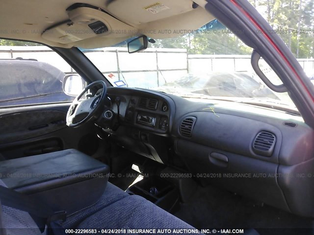 3B7HC13Y6WG228171 - 1998 DODGE RAM 1500 RED photo 5