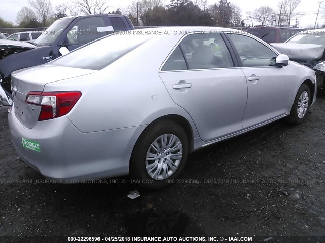 4T4BF1FK9ER438815 - 2014 TOYOTA CAMRY L/SE/LE/XLE SILVER photo 4