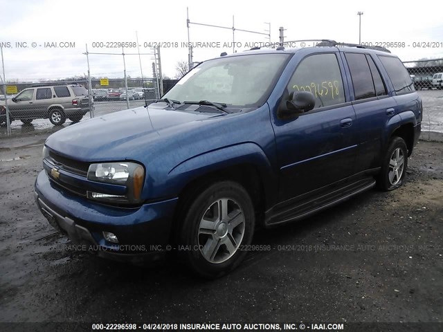 1GNDT13S052224514 - 2005 CHEVROLET TRAILBLAZER LS/LT BLUE photo 2