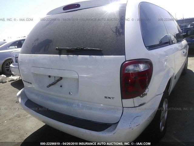 1D8GP45R17B118647 - 2007 DODGE CARAVAN SXT WHITE photo 6