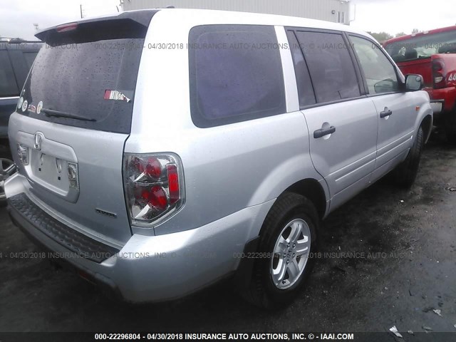 2HKYF18106H564117 - 2006 HONDA PILOT LX SILVER photo 4