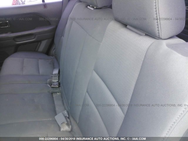 2HKYF18106H564117 - 2006 HONDA PILOT LX SILVER photo 8