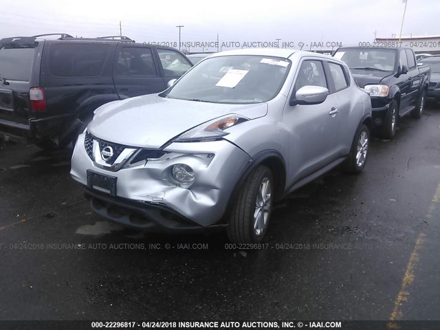 JN8AF5MRXHT705010 - 2017 NISSAN JUKE S/SV/SL/NISMO SILVER photo 2