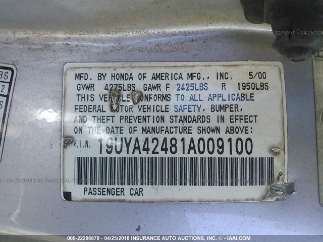 19UYA42481A009100 - 2001 ACURA 3.2CL SILVER photo 9