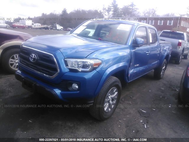 3TMDZ5BNXHM019015 - 2017 TOYOTA TACOMA DBL CAB/SR5/TRD SPORT/OR BLUE photo 2