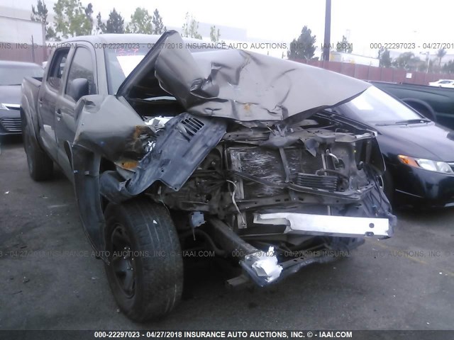 3TMJU4GNXBM117201 - 2011 TOYOTA TACOMA DOUBLE CAB PRERUNNER GRAY photo 1