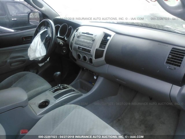 3TMJU4GNXBM117201 - 2011 TOYOTA TACOMA DOUBLE CAB PRERUNNER GRAY photo 5